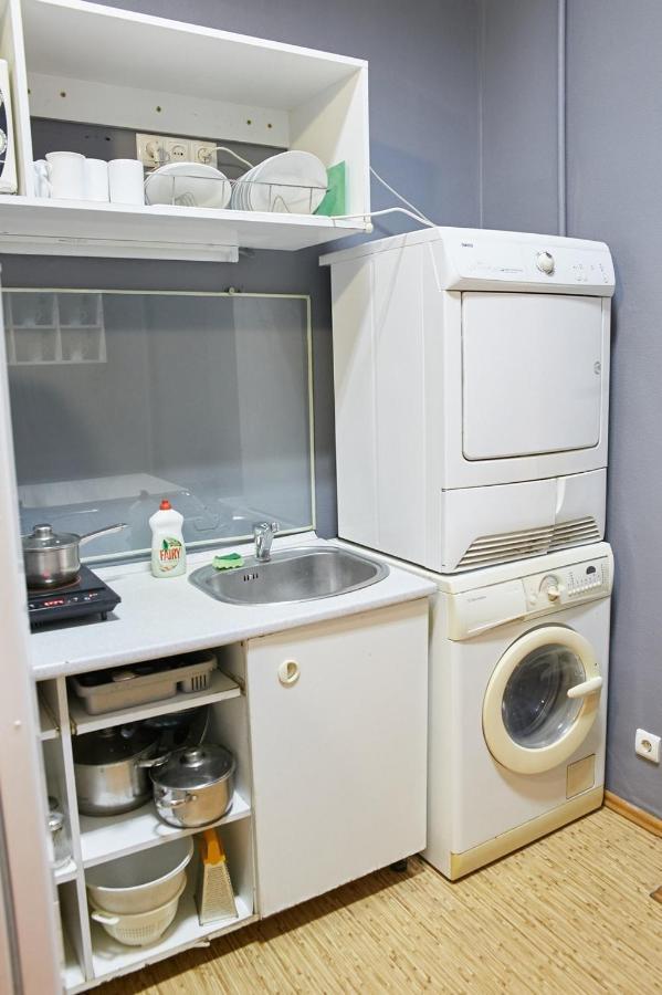 Night & Day Hostel Kiev Bagian luar foto